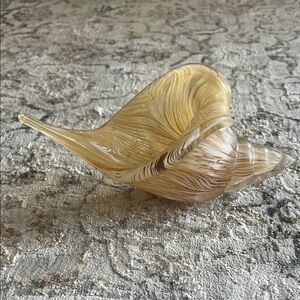 Elegant Swirled Glass Shell Decor